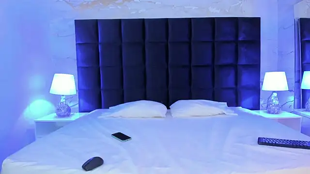 EVELIN MASON online show from February 11, 2026, 8:09 pm