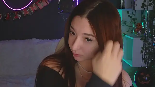 YasmineWest online show from October 25, 2025, 1:38 am