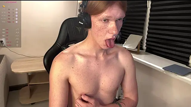 carthylovvve online show from December 19, 2025, 4:05 am