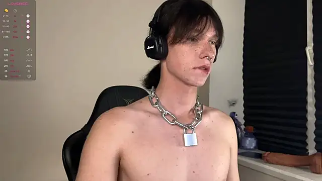 carthylovvve online show from October 11, 2025, 3:24 pm