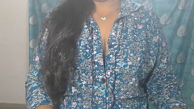 Snapshot of Sophia_your chatting on June 8, 2026, 5:30 am Sophia your online show from June 8, 2026, 5:30 am