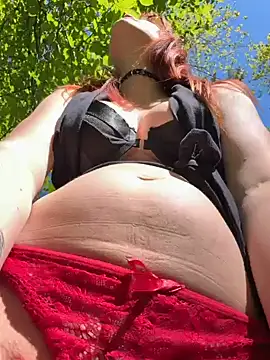 die-EinHORNY-WG online show from April 24, 2026, 10:06 am