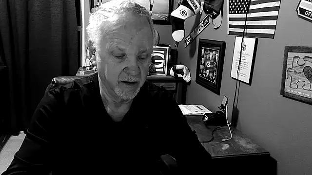 Snapshot of nobledad chatting on March 7, 2026, 9:27 am nobledad online show from March 7, 2026, 9:27 am