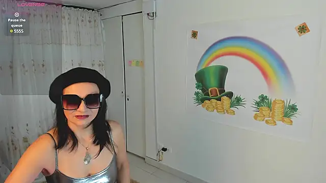 lollita 23  online show from March 19, 2025, 8:11 pm