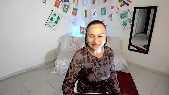 lollita 23  online show from July 18, 2026, 7:55 pm