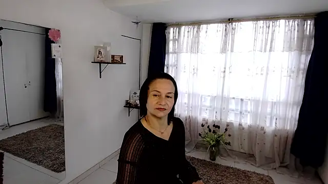 lollita 23  online show from May 15, 2026, 7:23 pm