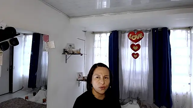 lollita 23  online show from August 8, 2026, 8:05 pm