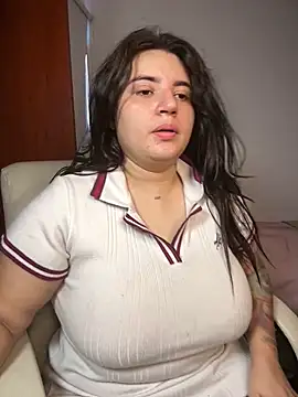 horny roomiess online show from June 18, 2026, 8:58 pm