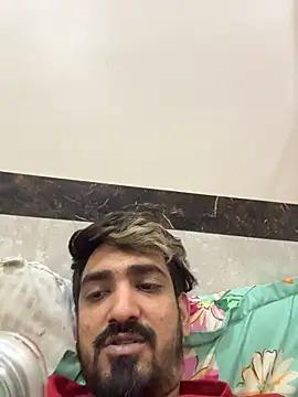 Snapshot of hornyguy271192 chatting on February 25, 2026, 3:12 pm hornyguy271192 online show from February 25, 2026, 3:12 pm