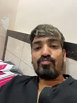 hornyguy271192 online show from February 1, 2026, 8:18 pm