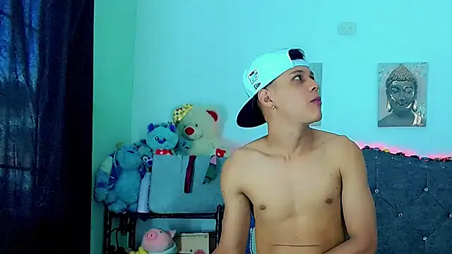 Liamscott  online show from February 23, 2026, 9:15 pm