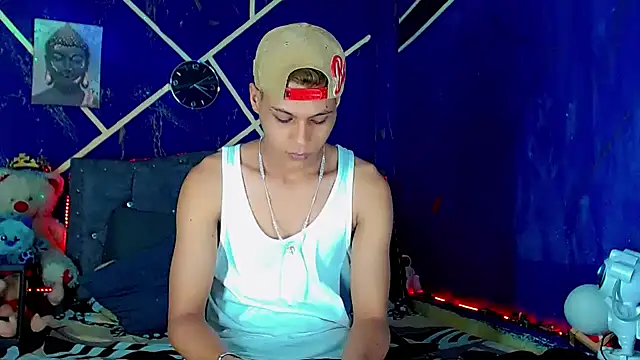 Snapshot of Liamscott_ chatting on June 9, 2026, 8:21 pm Liamscott online show from June 9, 2026, 8:21 pm