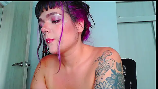 purple em69 online show from March 29, 2026, 10:00 pm
