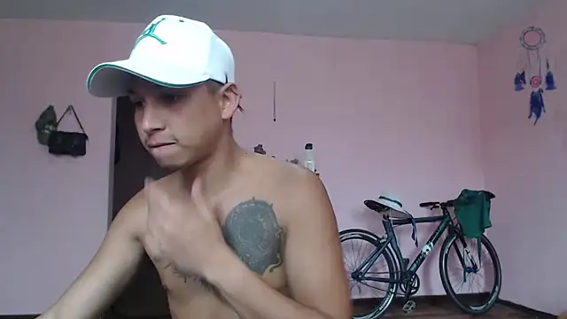 CoreAlejito online show from March 1, 2025, 8:10 pm