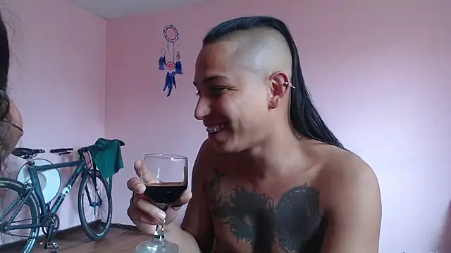 CoreAlejito online show from March 6, 2025, 4:07 pm