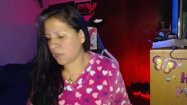 LucifernandaSw online show from July 17, 2026, 9:50 am