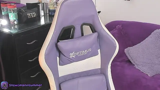 Snapshot of Lips_SaraSofia2 chatting on March 17, 2026, 9:51 pm Lips SaraSofia2 online show from March 17, 2026, 9:51 pm