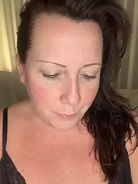 xsexycurvymilf online show from February 17, 2025, 3:00 pm