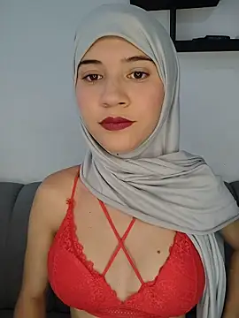 Snapshot of hanaa_18 chatting on July 22, 2026, 3:58 pm hanaa 18 online show from July 22, 2026, 3:58 pm