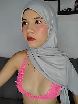 Snapshot of hanaa_18 chatting on July 17, 2026, 9:12 pm hanaa 18 online show from July 17, 2026, 9:12 pm