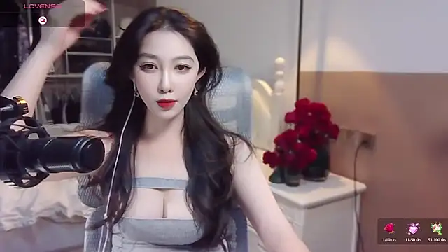 vyizh- online show from March 2, 2025, 1:42 pm