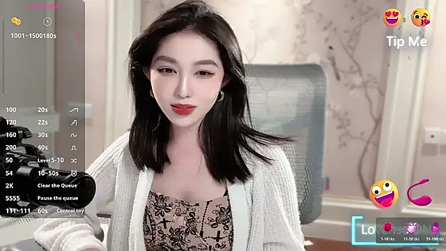 vyizh- online show from October 20, 2025, 1:33 pm