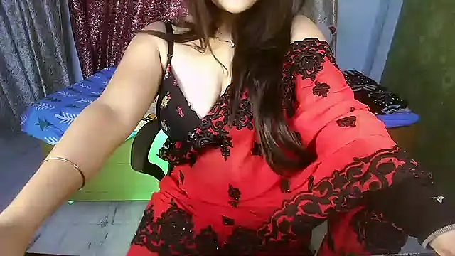  Redwine  online show from December 17, 2025, 3:44 am