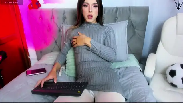 nikkita ubba online show from October 14, 2025, 7:03 pm