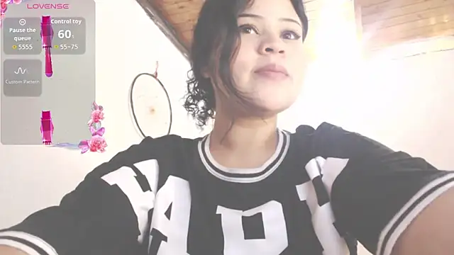 Amara18  online show from February 5, 2026, 5:14 am