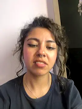 Amareto  online show from November 27, 2025, 12:22 am