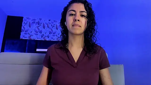 Amareto  online show from April 25, 2026, 9:45 am