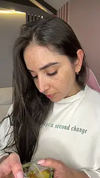 Victoria-And1 online show from December 2, 2025, 1:39 am