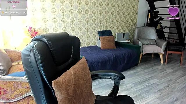 Snapshot of _angelina_class_7 chatting on March 11, 2026, 2:22 pm angelina class 7 online show from March 11, 2026, 2:22 pm