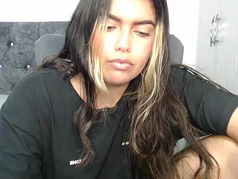 sweetkitty 16 online show from April 1, 2026, 7:11 pm