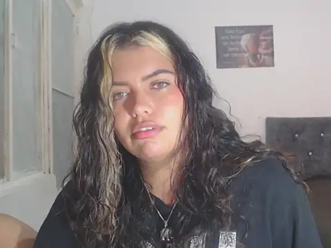 sweetkitty 16 online show from October 2, 2025, 5:33 am