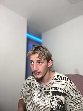 Snapshot of Scott_sex7 chatting on March 26, 2026, 12:20 am Scott sex7 online show from March 26, 2026, 12:20 am