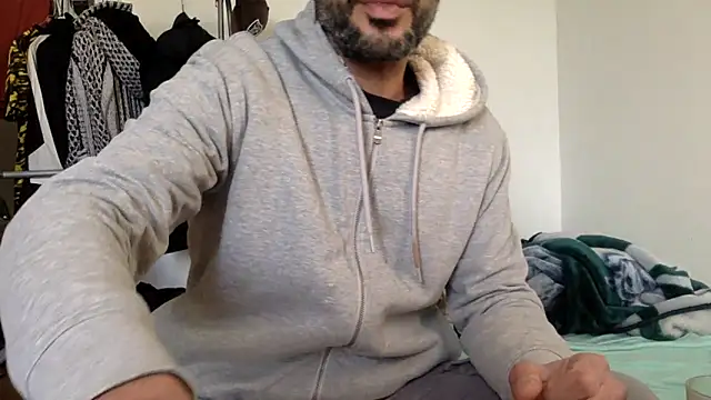 Snapshot of molozeb chatting on February 7, 2026, 4:04 pm molozeb online show from February 7, 2026, 4:04 pm