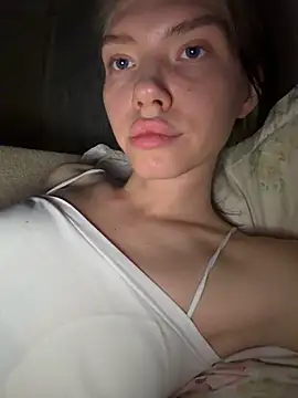 Lisaaa Alisa online show from June 10, 2026, 6:53 pm