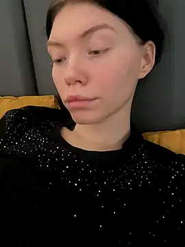 Lisaaa Alisa online show from December 19, 2025, 4:27 am