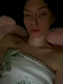 Lisaaa Alisa online show from November 21, 2025, 4:11 am