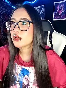 Janna mnt online show from November 18, 2025, 3:54 am