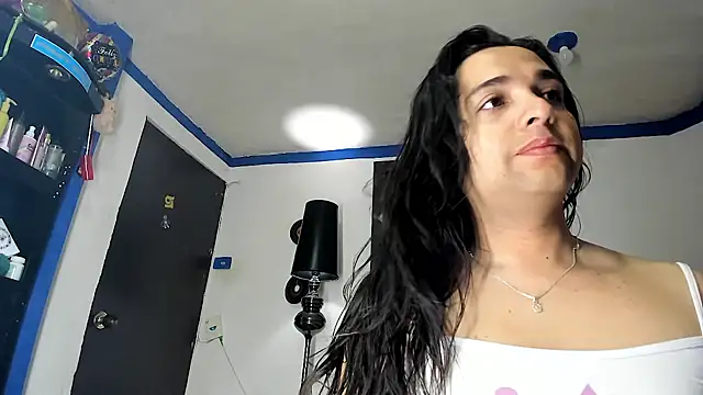 SARAMISHA online show from April 27, 2026, 1:31 pm