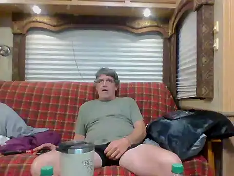 lateniter online show from November 28, 2025, 2:34 am