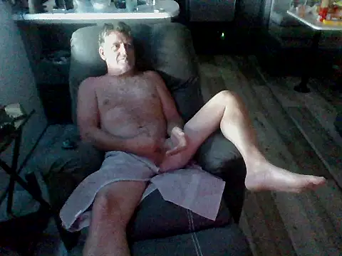 lateniter online show from September 8, 2025, 11:48 pm