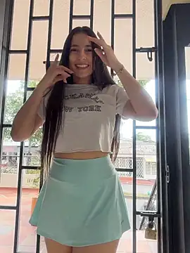 LittleDoll    online show from March 15, 2026, 1:07 pm