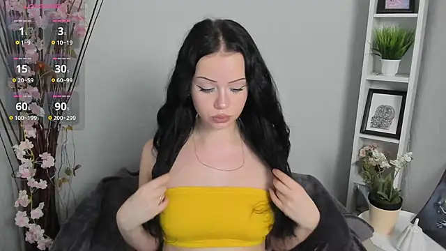 Lori  Hell online show from May 8, 2026, 3:43 am