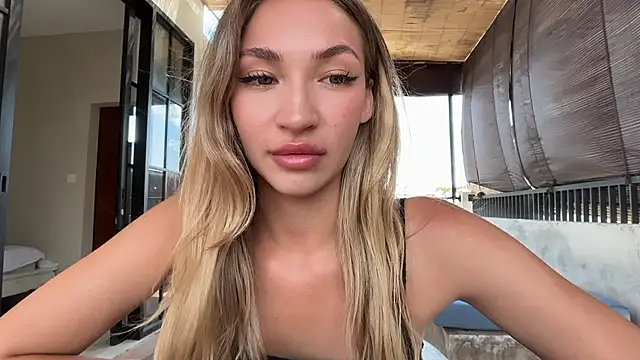 Snapshot of bailey_kat chatting on February 3, 2026, 7:24 am bailey kat online show from February 3, 2026, 7:24 am