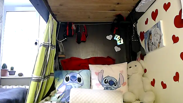 HarleyQuinn 69 online show from September 15, 2025, 2:50 pm