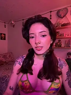 LiliJones  online show from February 27, 2026, 6:08 pm