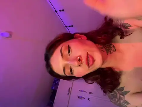 LiliJones  online show from March 22, 2025, 4:37 pm